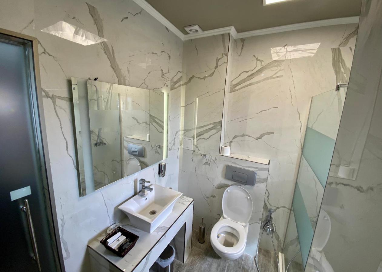Luxury Apartments Ivon Plovdiv Ngoại thất bức ảnh